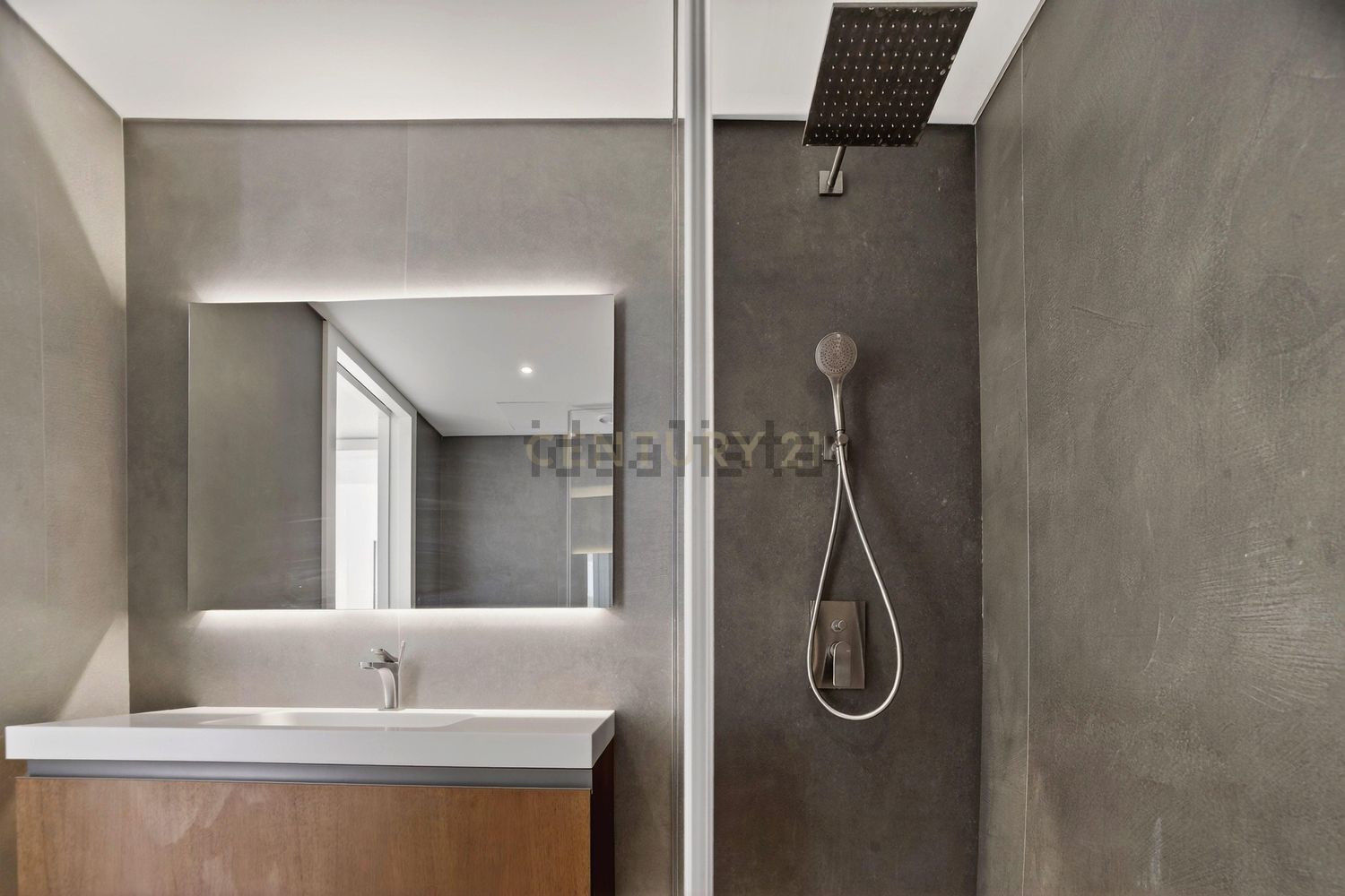 出租公寓 t1在Rua Madalena Iglésias s/n - 卫生间