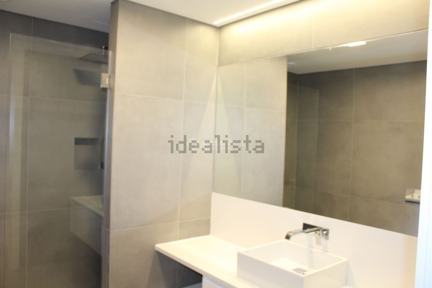 出租公寓 t1在Rua Padre Francisco António Ferreira, 58 - 卫生间