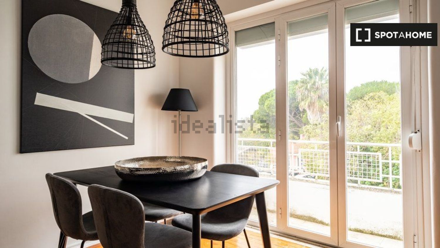 出租公寓 t2Calçada Necessidades - 客厅