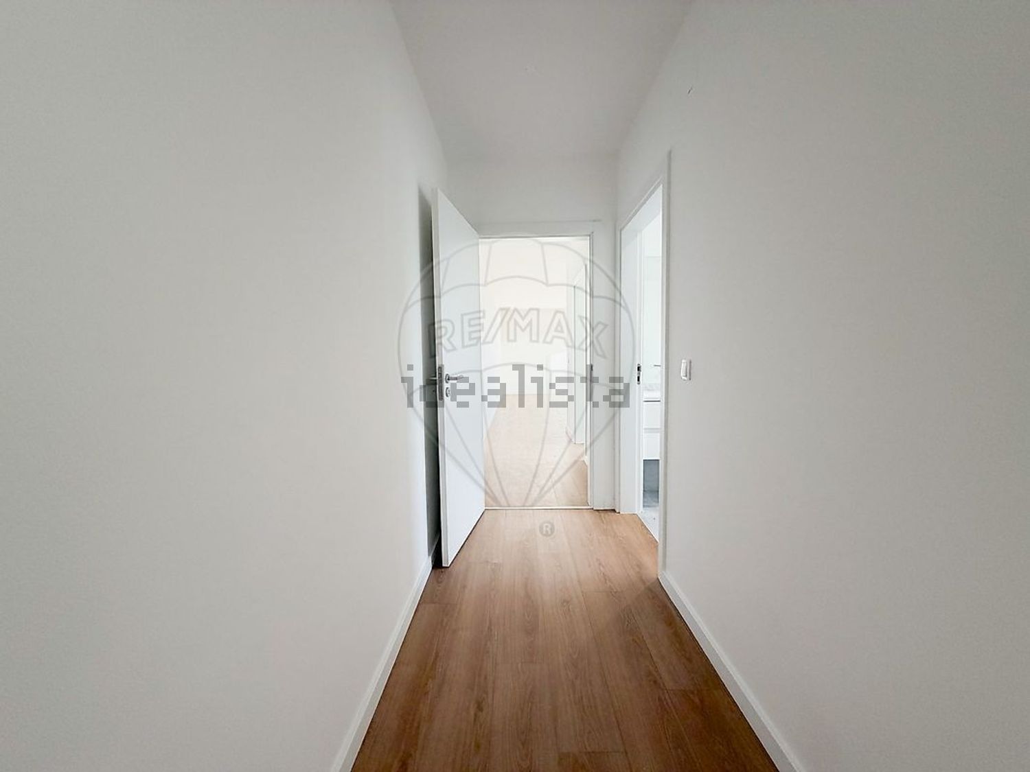 出租公寓 t3在Rua Jose Anastácio da Cunha - 过道