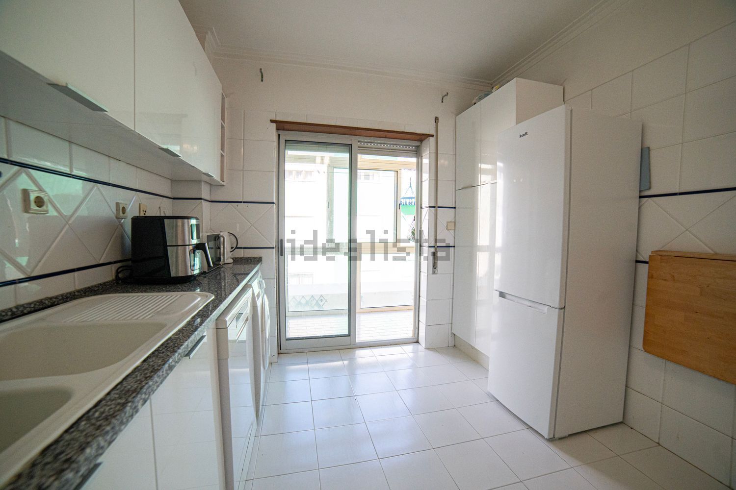 公寓 t2出售在Rua António Rebelo da Silva, 5 - 厨房