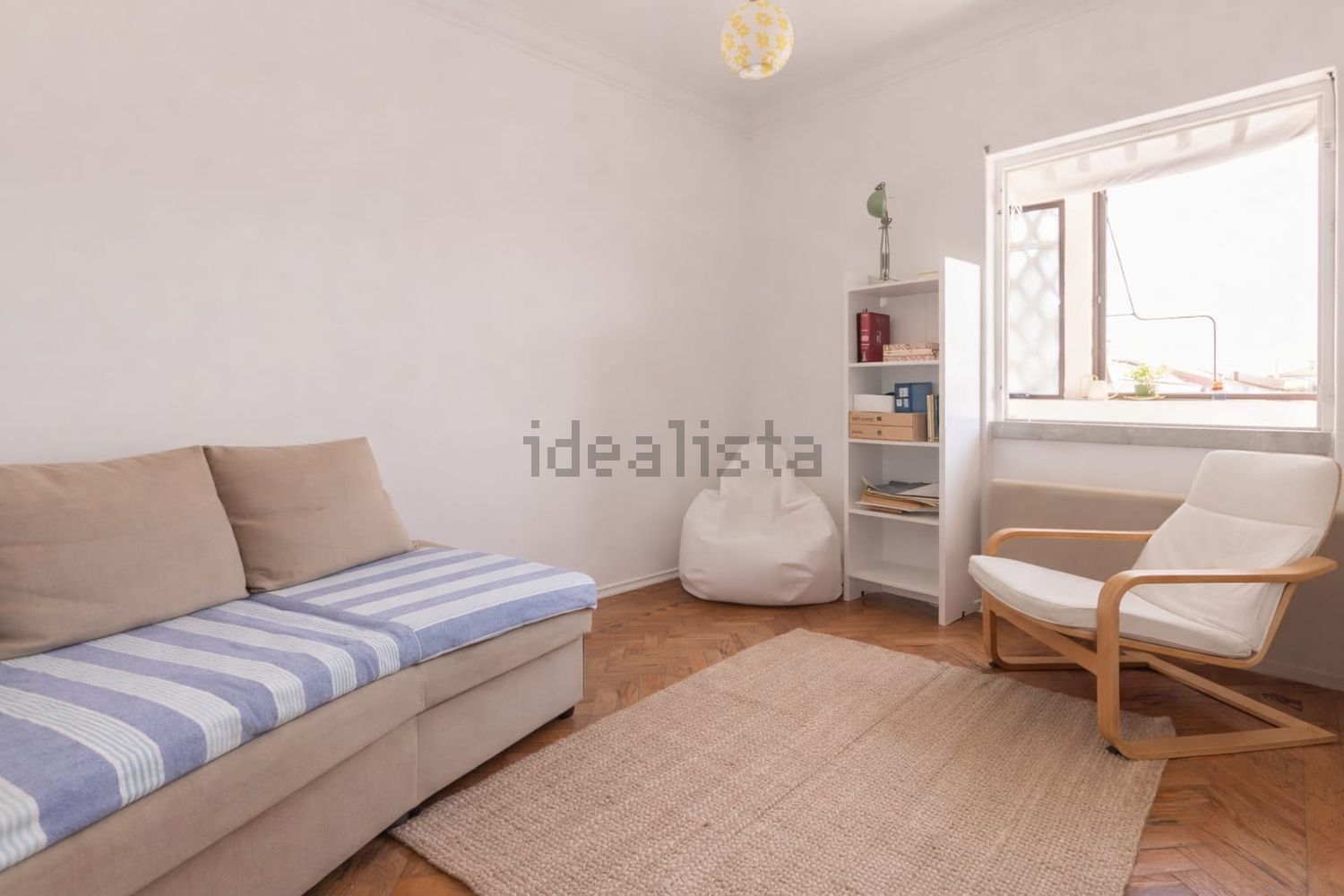 公寓 t2出售在Rua 20 de Abril, 31 - 卧室