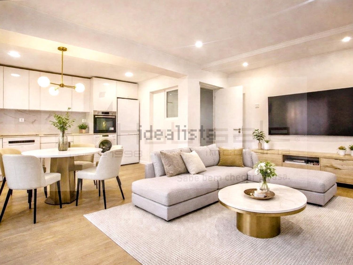 公寓 t2出售在Praça da Igreja, 5 - 客厅