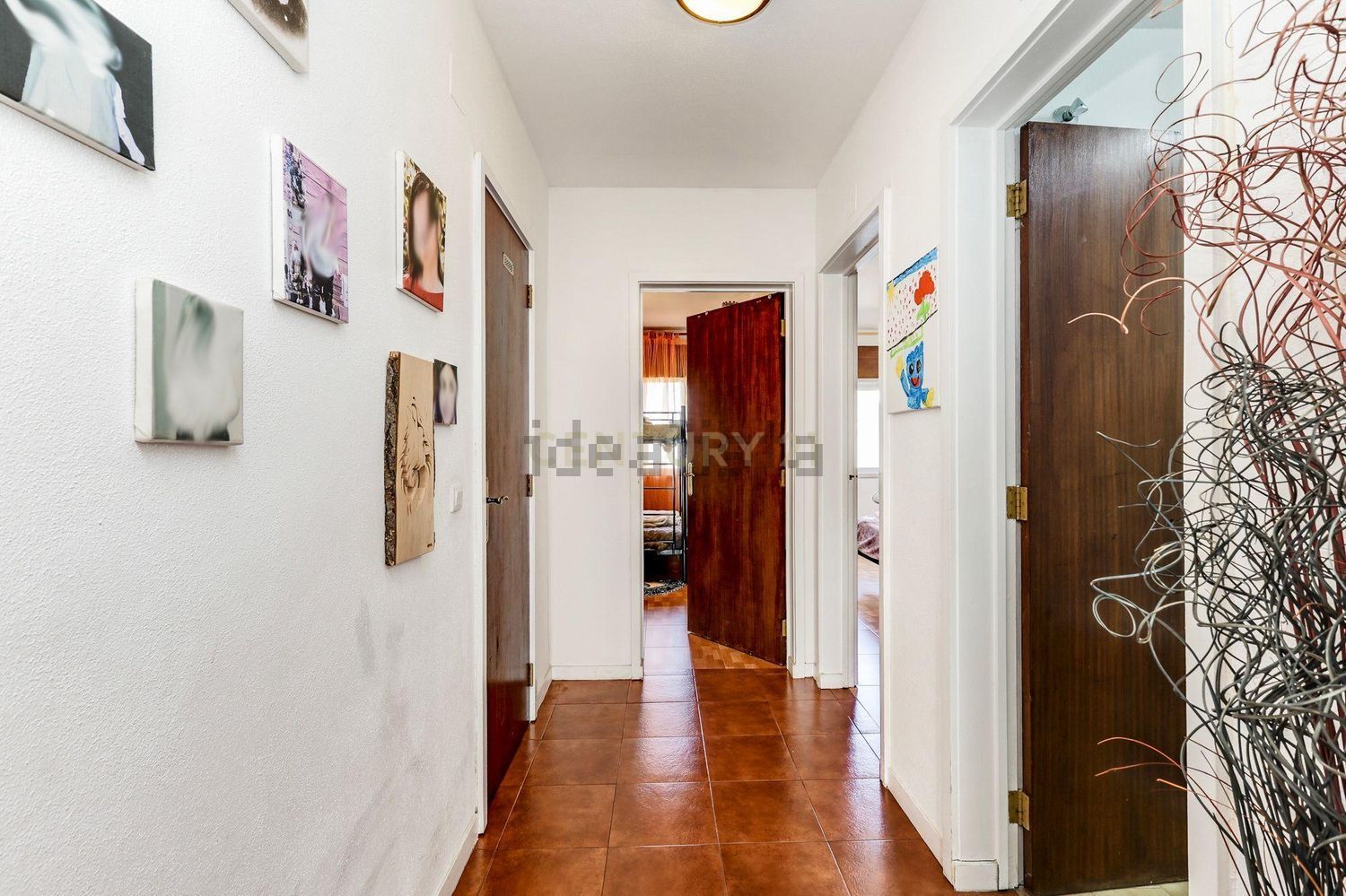 公寓 t2出售在Rua Josefa de Óbidos, 1 - 过道