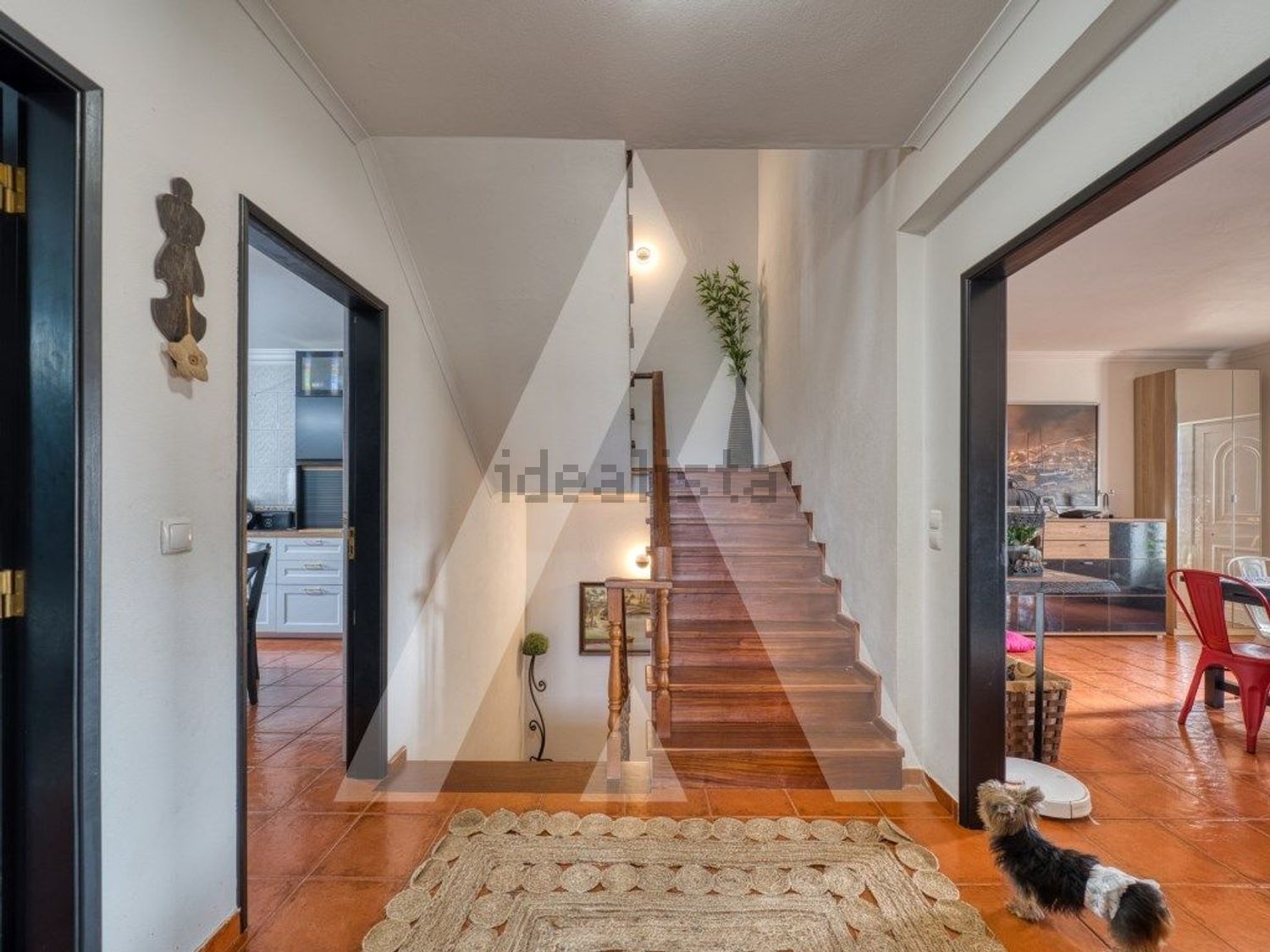 小楼房或独栋别墅出售在Lamas e Cercal - 过道