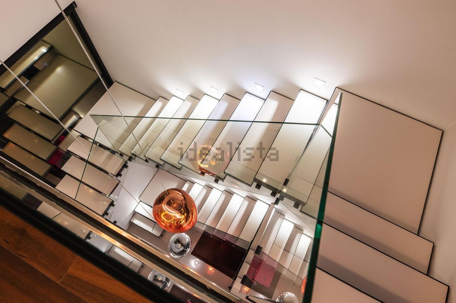 小楼房或独栋别墅出售在Rua das Mimosas - 试衣间