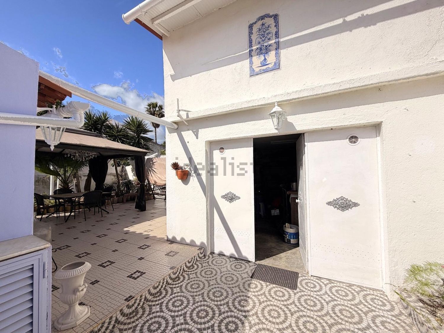 小楼房或独栋别墅出售在Rua Cidade de Leiria, 10 - 停车位