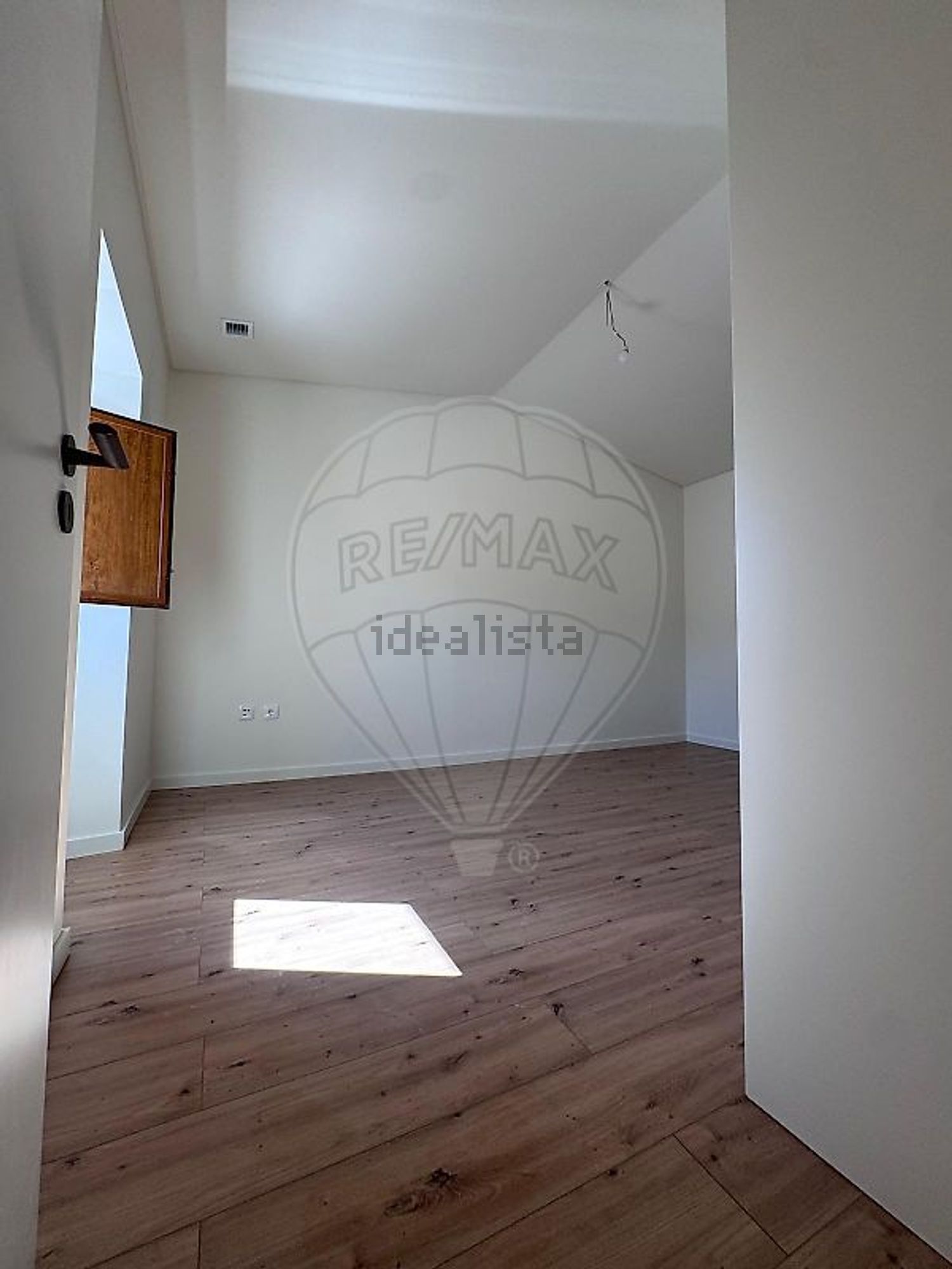 小楼房或独栋别墅出售在Rua da Ribeirinha - 居住