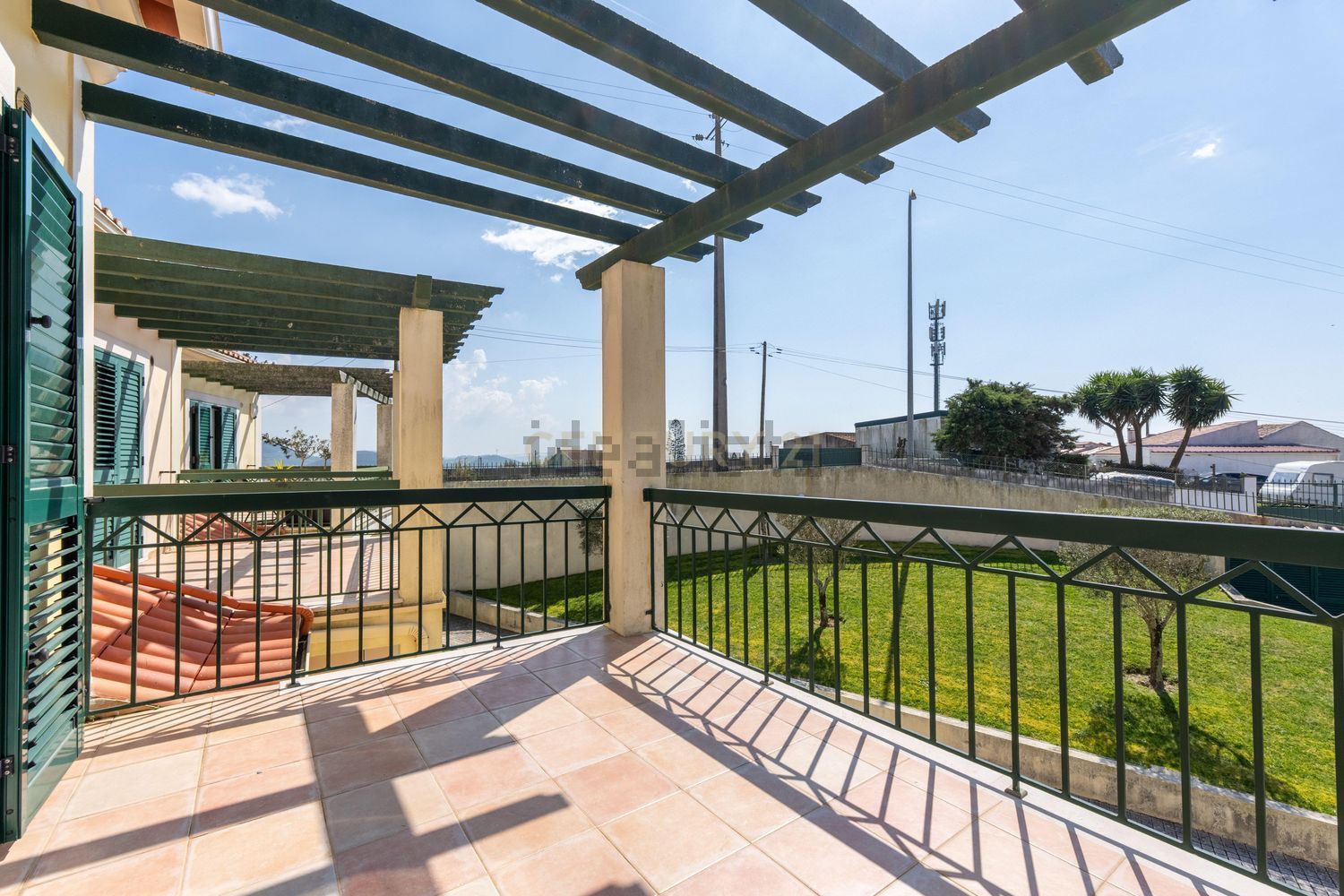 联排别墅出售在Rua do Mar à Vista s/n - 阳台