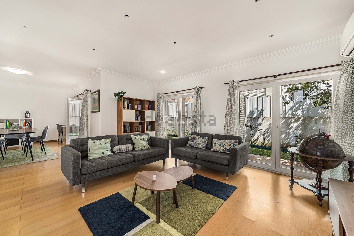 小楼房或独栋别墅出售在Rua Mar da Palha - 客厅