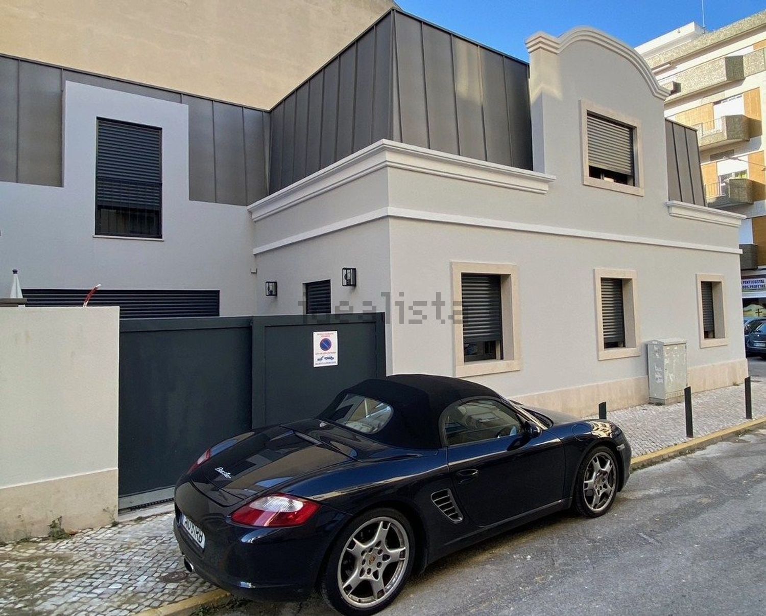 小楼房或独栋别墅出售在Barreiro - 视线