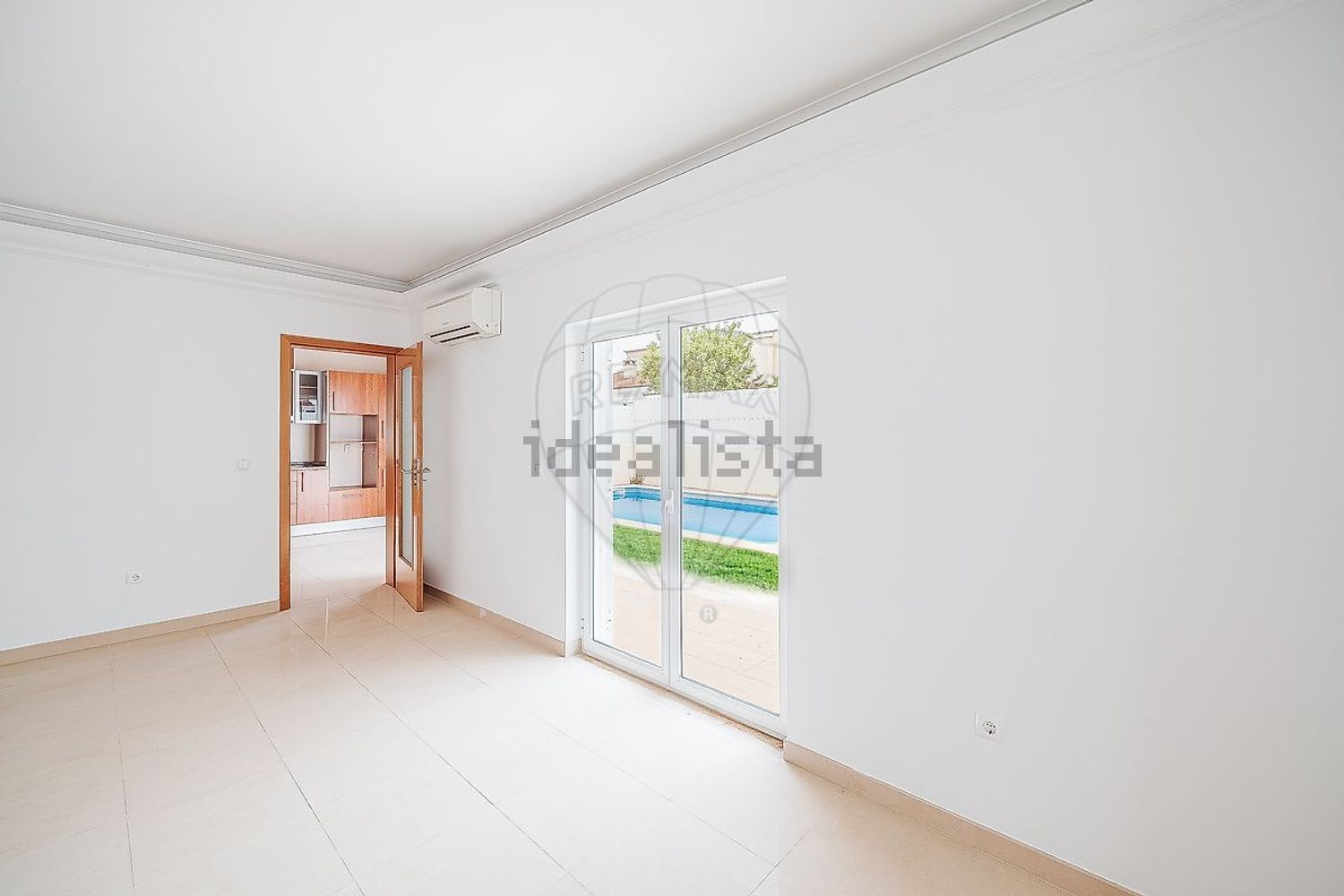 小楼房或独栋别墅出售在Rua Jorge Peixinho - 照片