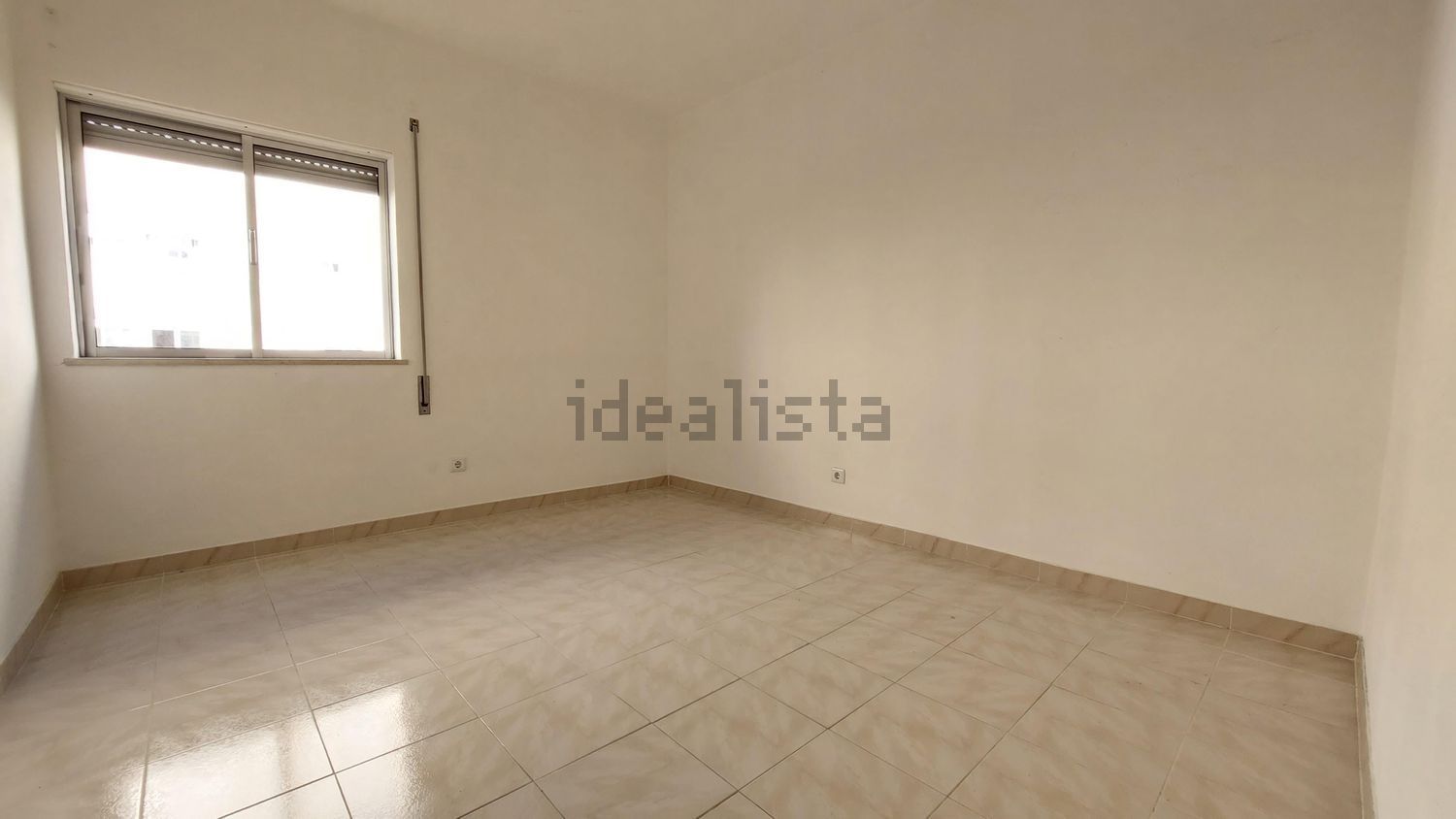 公寓 t2出售在Rua do Alecrim - 卧室