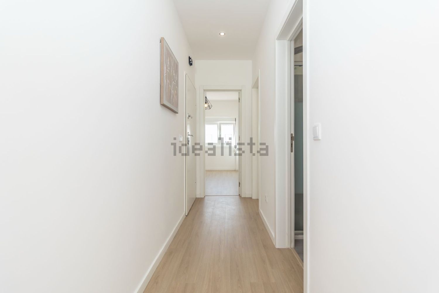 公寓 t2出售在Rua Dom José Cárcomo Lobo, 33 - 过道