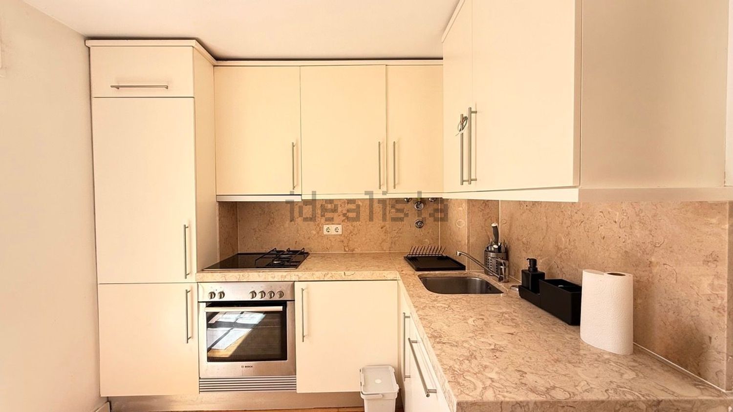 出租公寓 t1在Rua da Metade, 23 - 厨房