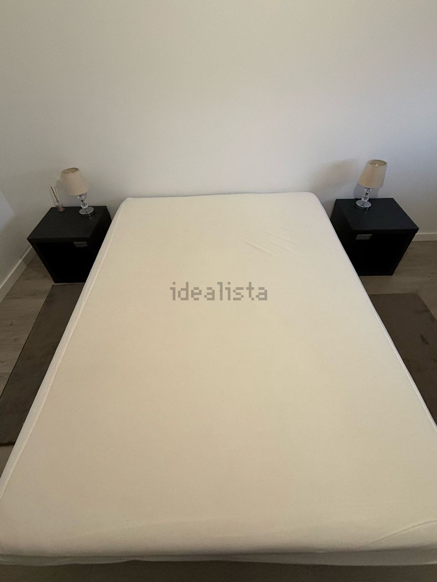 出租房间在Rua António Pedro, 11 - 卧室