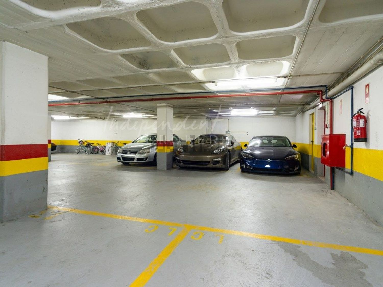 复式公寓出售在Rua Virgílio Correia, 1 D - 停车位