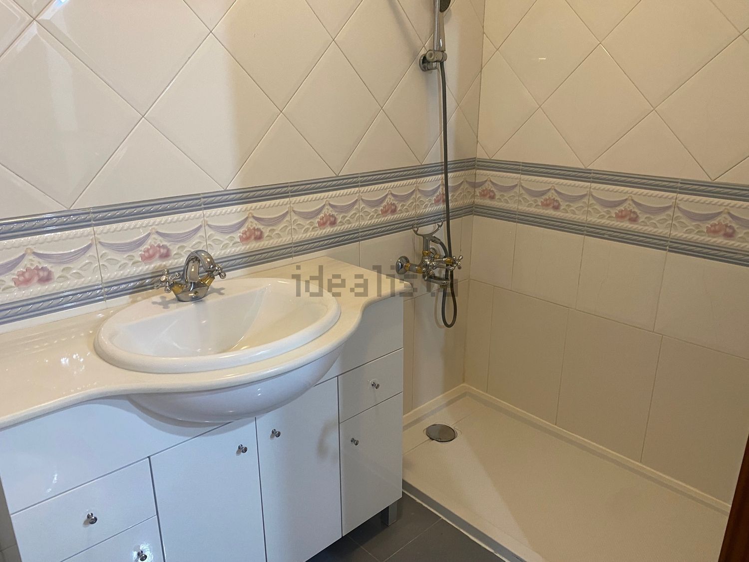 公寓 t1出售在Estrada do Desvio, 6 - 卫生间