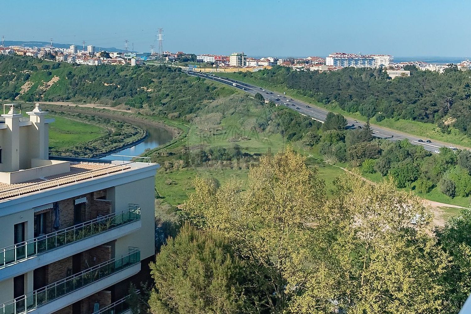 公寓 t3出售在Rua Manuel Teixeira Gomes - 视线