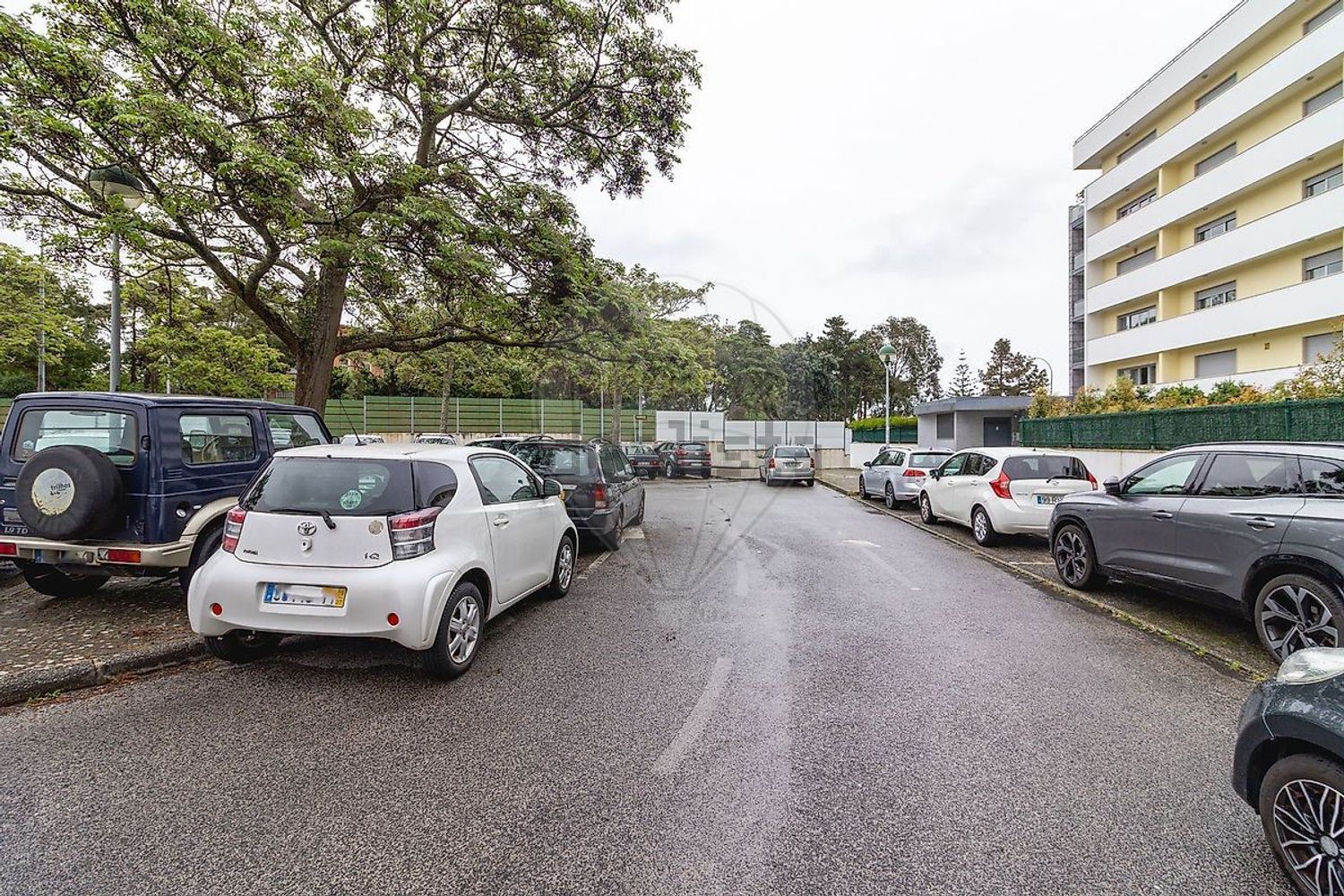 公寓 t3出售在Avenida Marechal Gomes da Costa - 花园