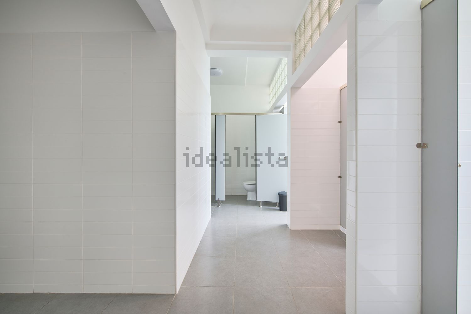 出租房间在Rua Alexandre Herculano - 卫生间