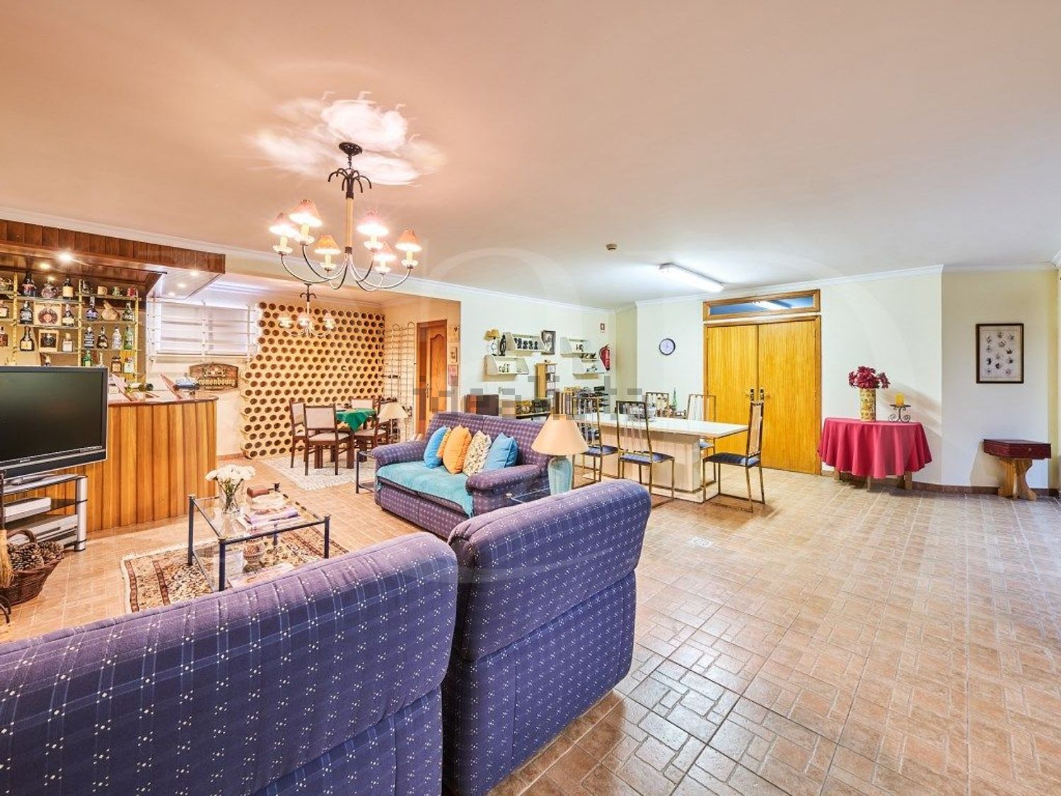 小楼房或独栋别墅出售在Rua Bartolomeu Perestelo, 189 - 客厅