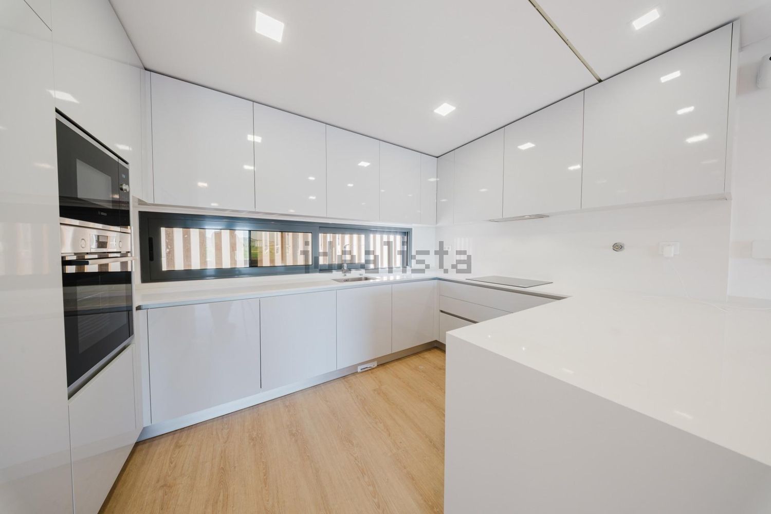 小楼房或独栋别墅出售在Rua Vieira da Silva - 厨房