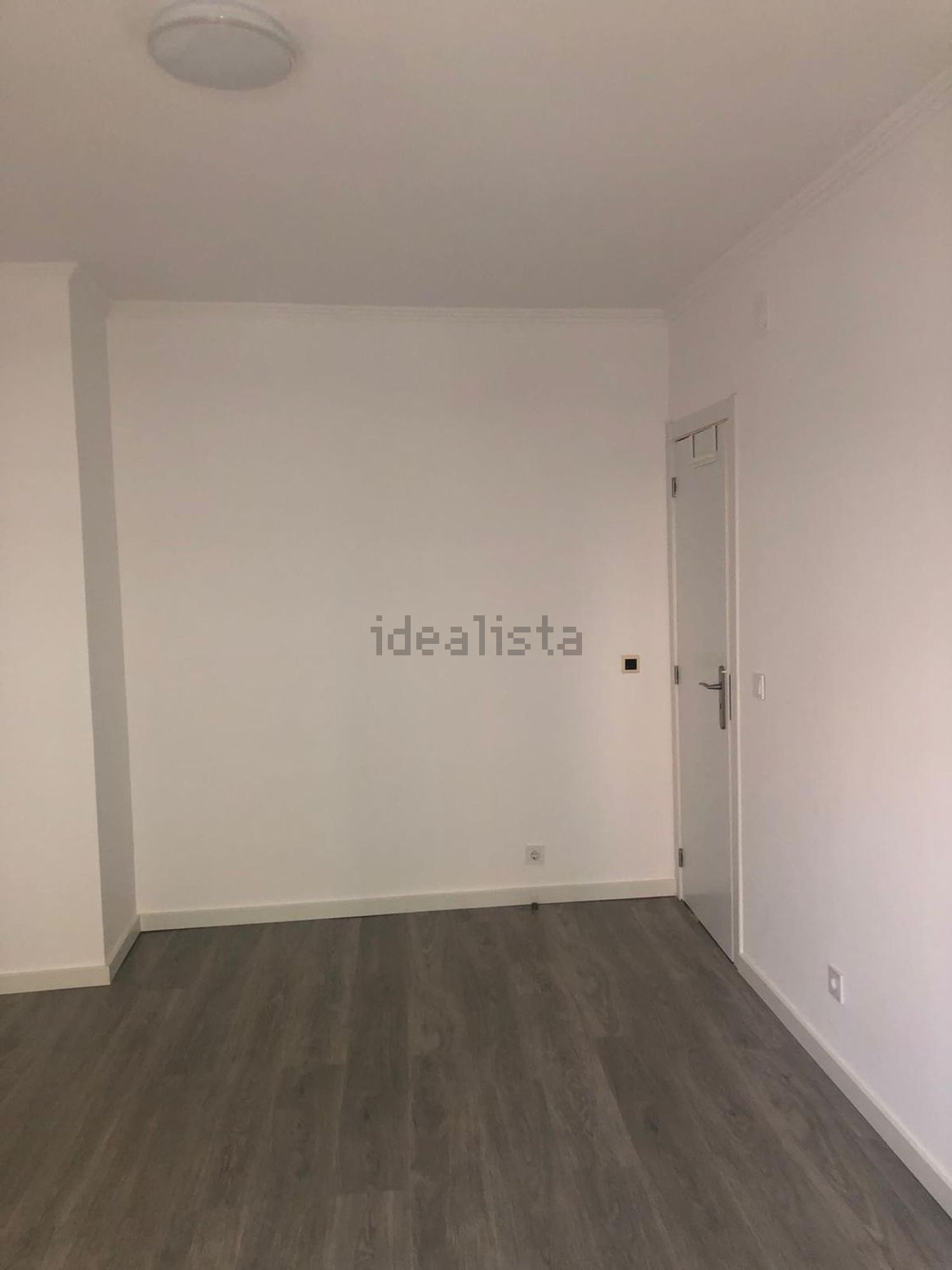 出租房间在Praceta António Andrade, 19 - 卧室