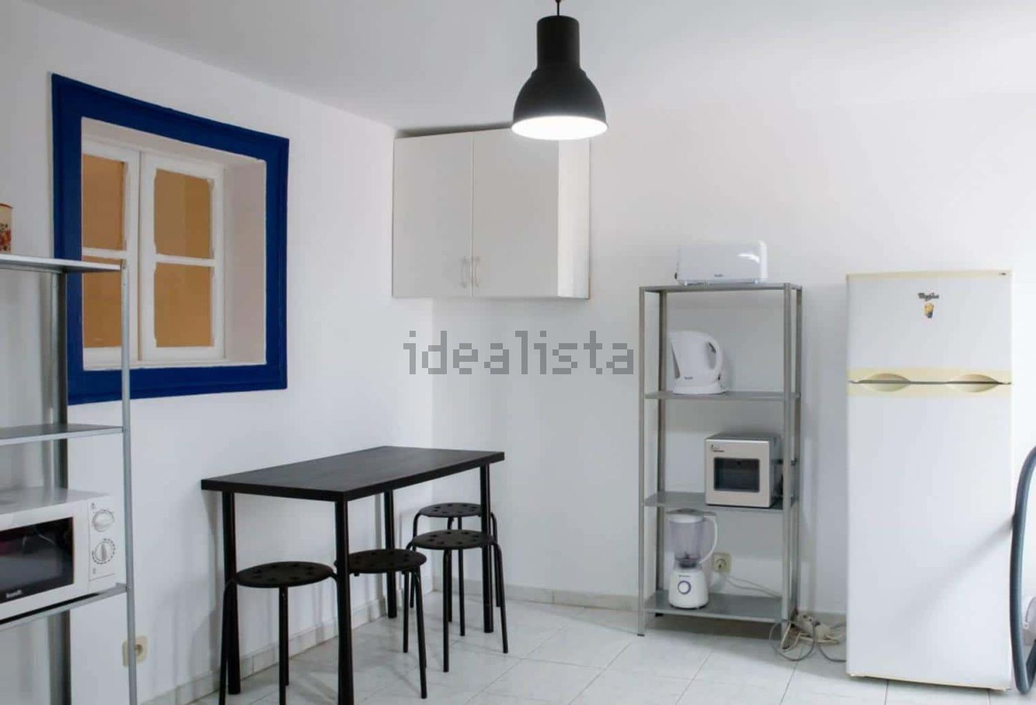 出租房间在Rua dos Cordoeiros, 13 - 客厅