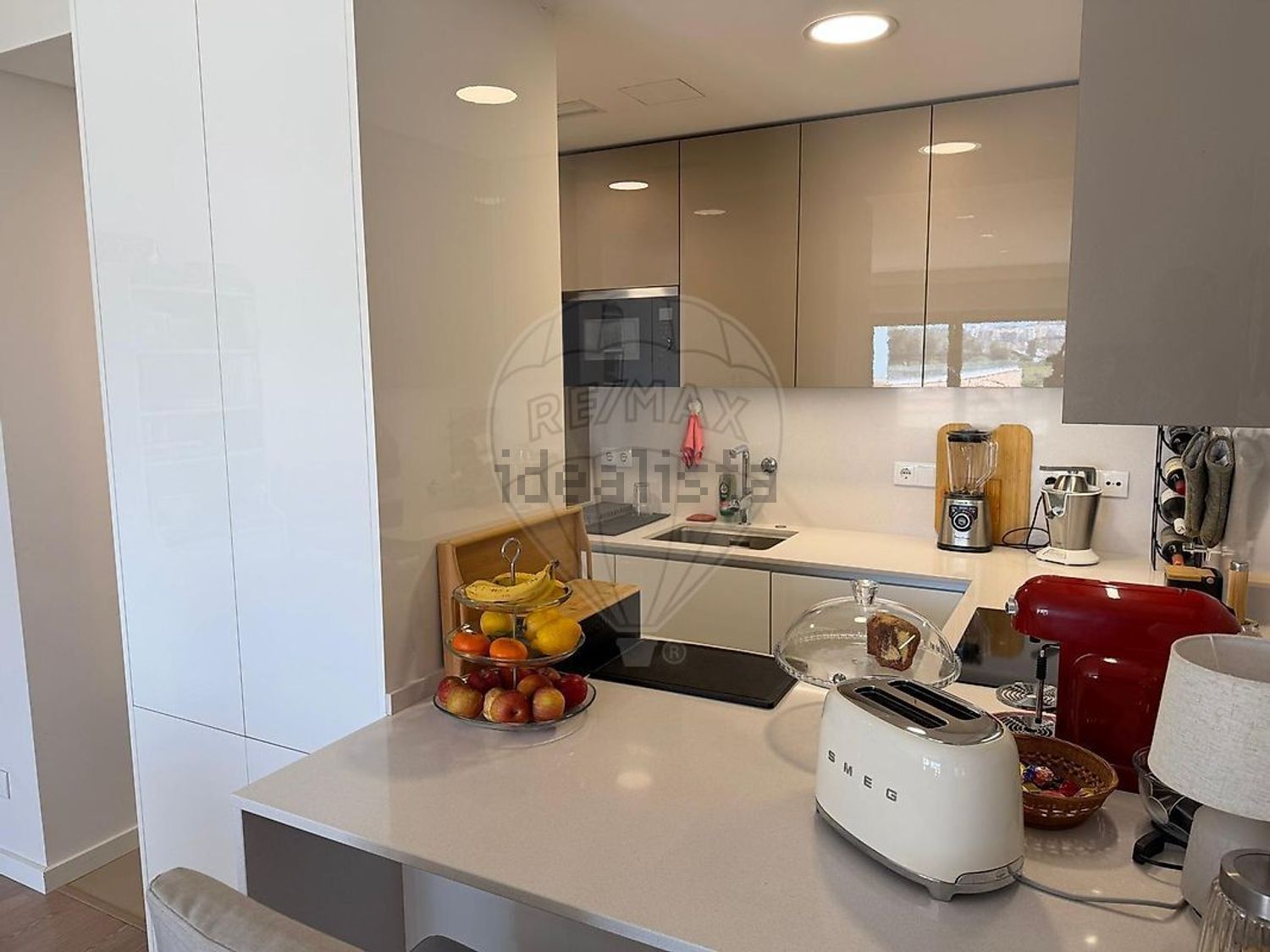 出租公寓 t1在Rua José Leiria Fernandes - 厨房