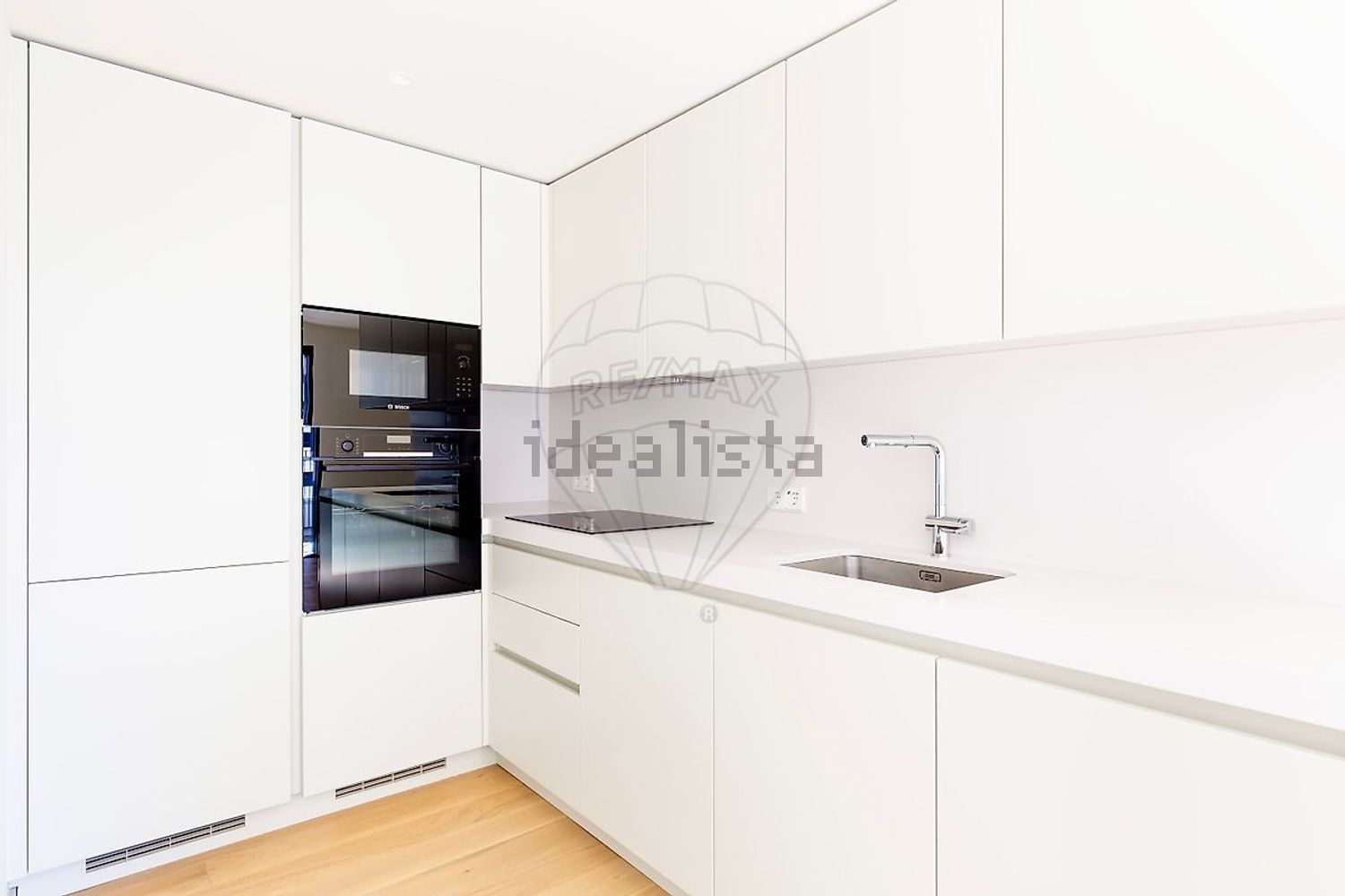 出租公寓 t2在Avenida Fernando Pessoa - 厨房