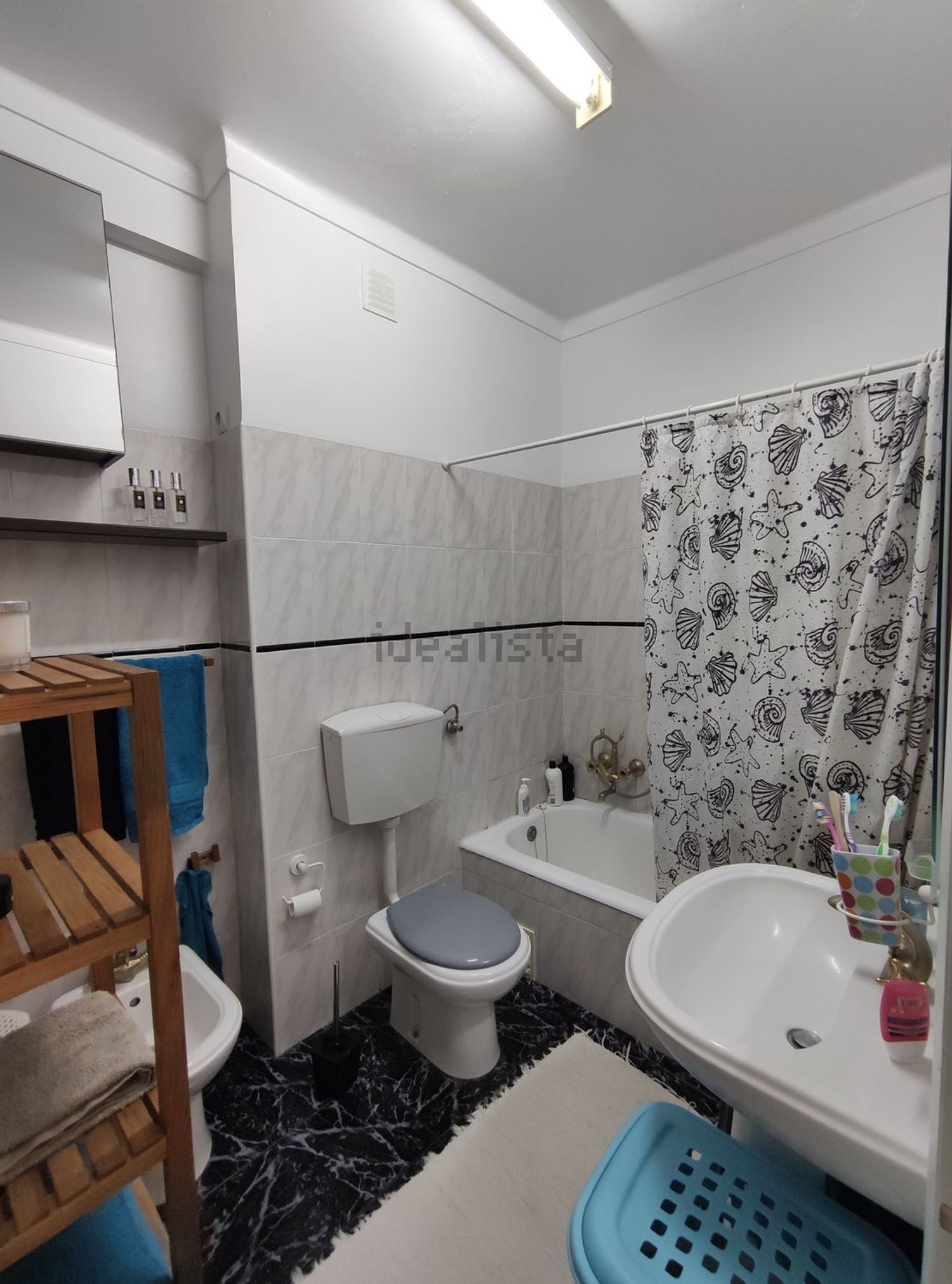 出租公寓 t2在Avenida 23 de Julho, 393 - 卫生间