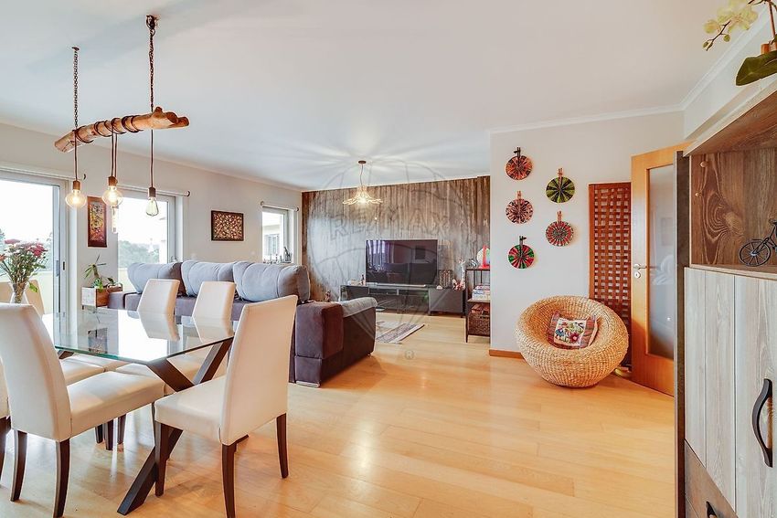 公寓 t3出售在Avenida Marechal Gomes da Costa