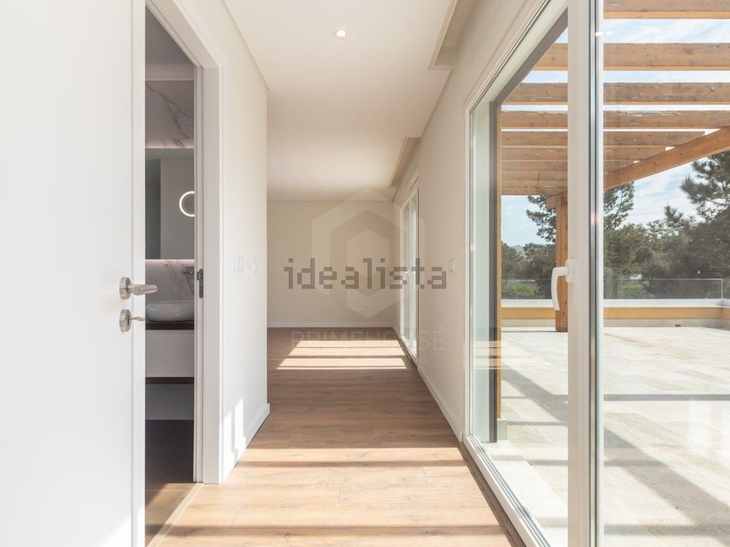 小楼房或独栋别墅出售在Rua das Galeotas, 14 - 过道