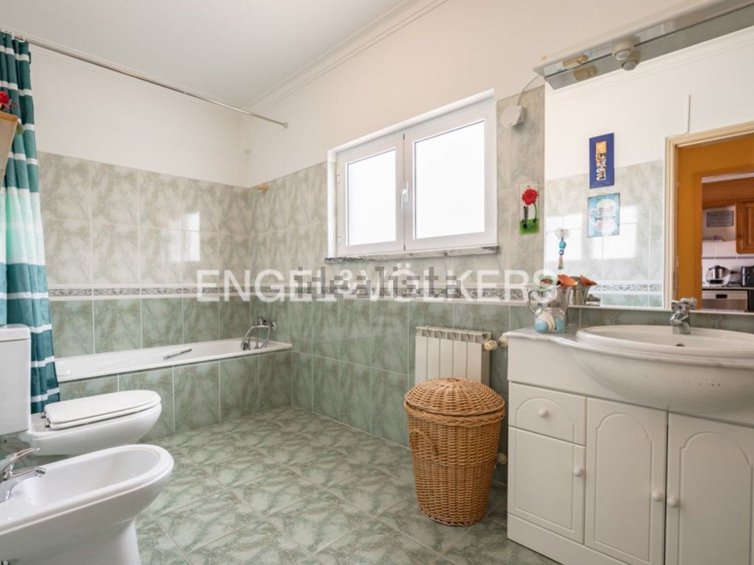 小楼房或独栋别墅出售在Caparica e Trafaria - 卫生间