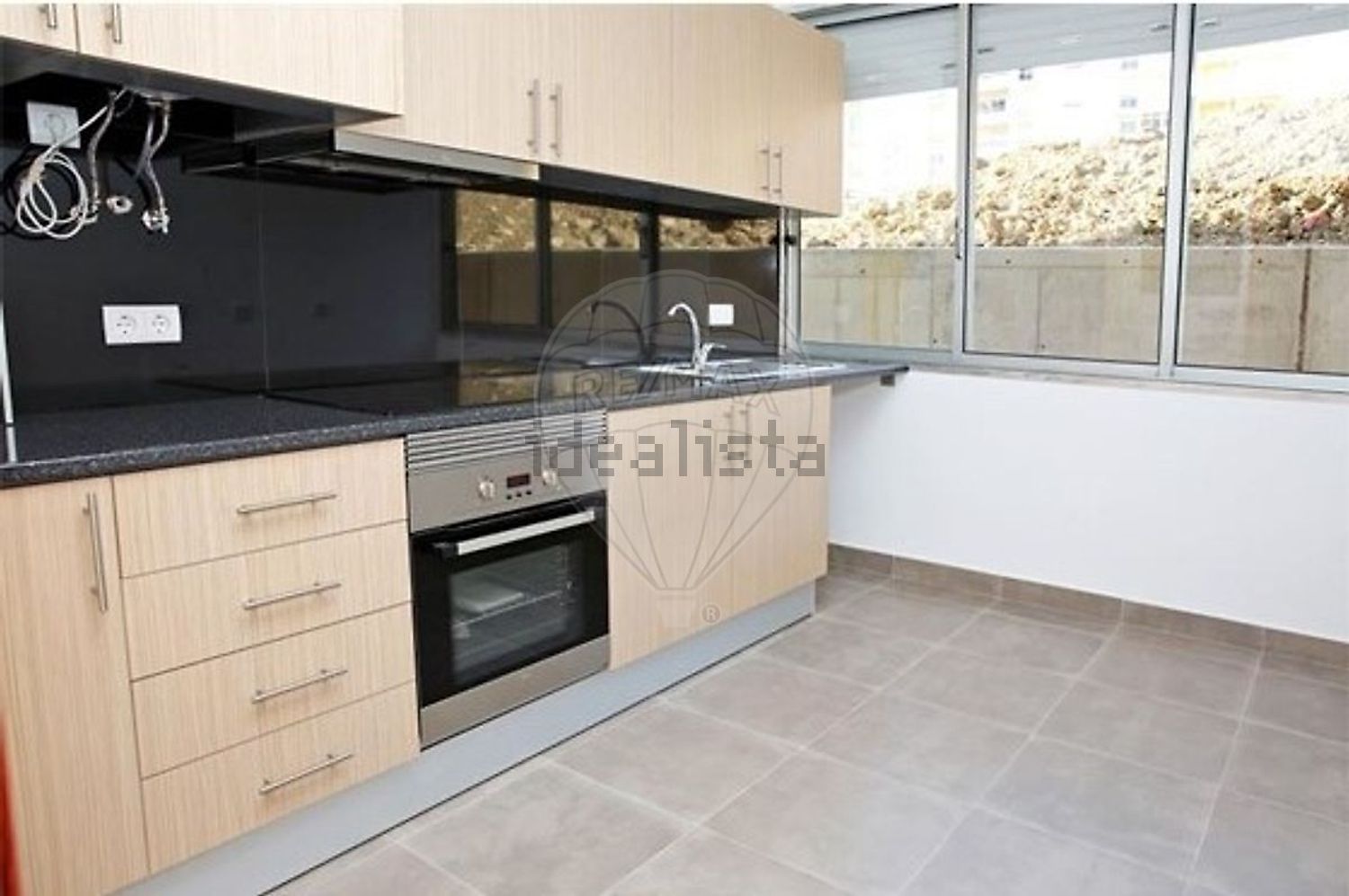 出租公寓 t1在Rua Doutor Manuel de Sousa Martins - 厨房