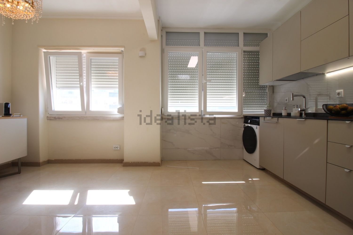 公寓 t2出售在Praça São Bartolomeu, 6 - 厨房