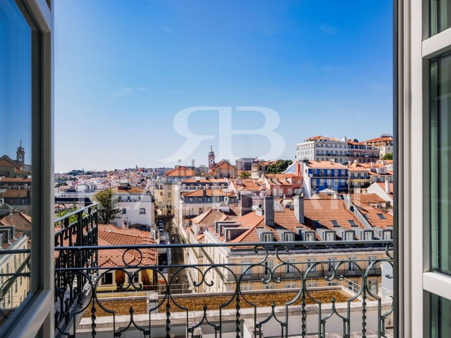 公寓 t3出售在Rua António Maria Cardoso, 11 - 照片