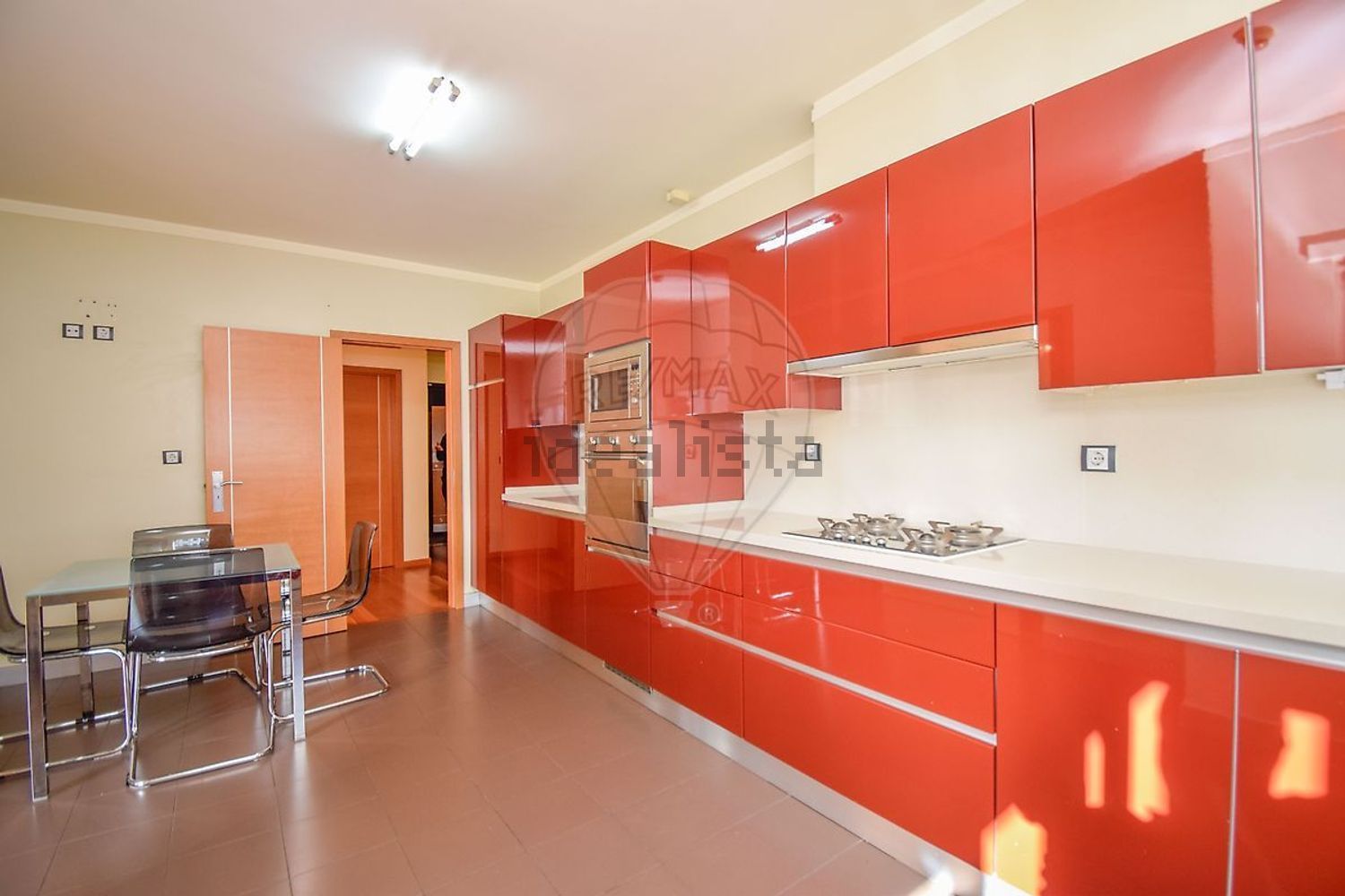 出租公寓 t3在Rua 1º de Maio - 厨房