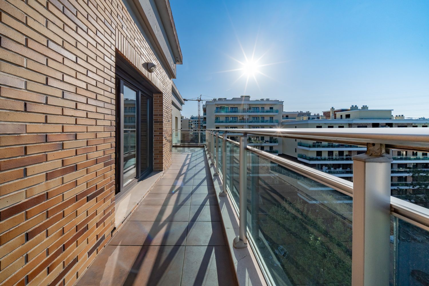 公寓 t3出售在Rua Manuel Teixeira Gomes, 14 - 阳台