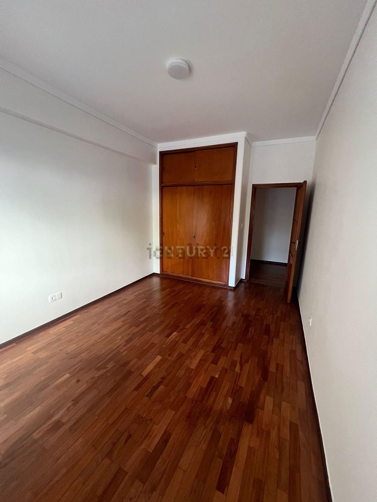 出租公寓 t4在Rua Rainha Dona Luísa de Gusmão, 4 - 居住