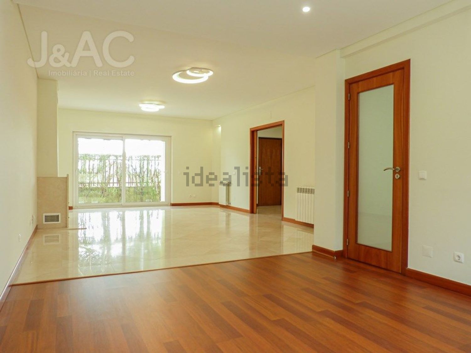 出租双拼别墅在Rua Cedros, 37 - 客厅