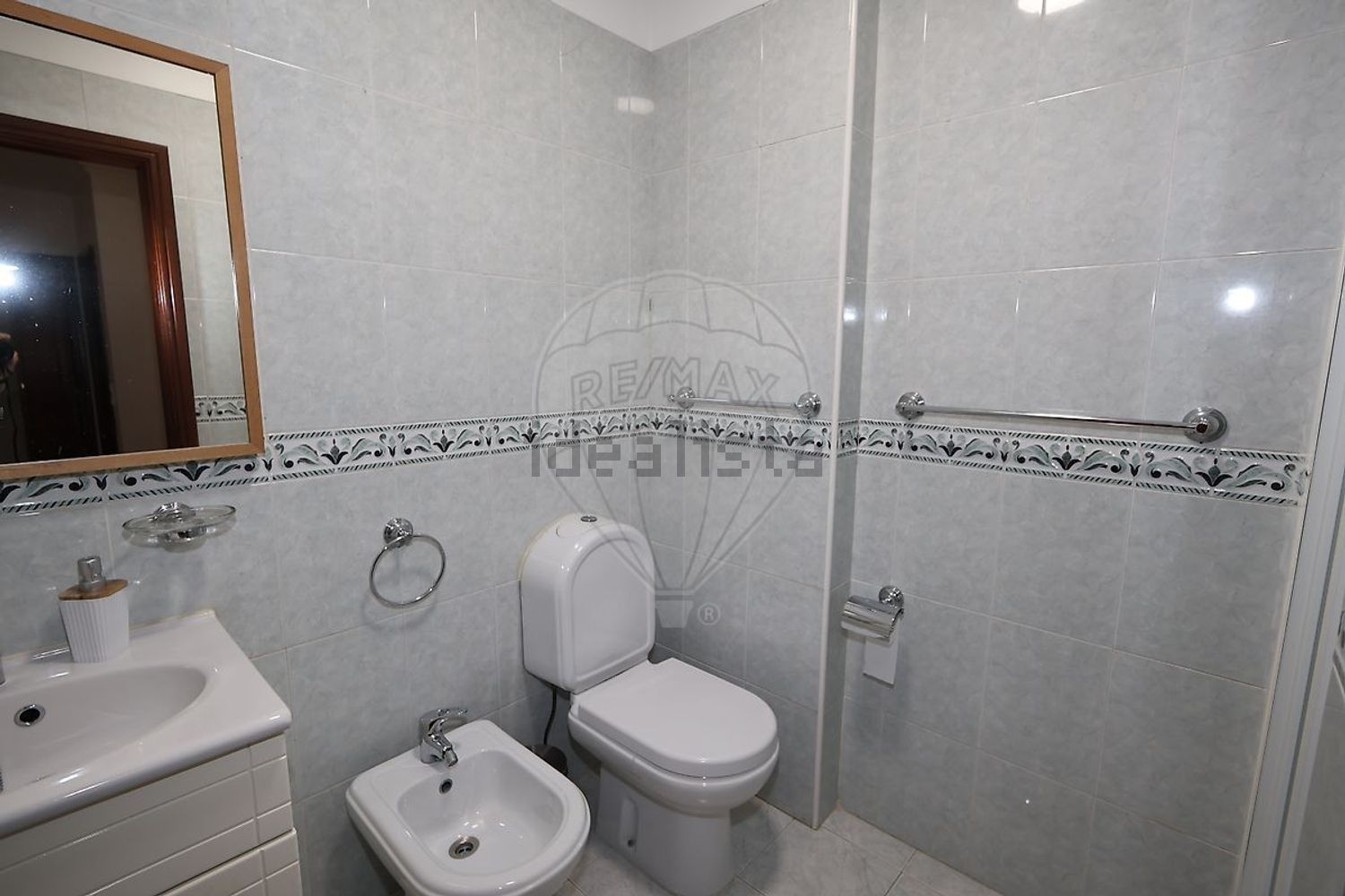 公寓 t3出售在Praceta Arcebispo Oscar Romero - 卫生间