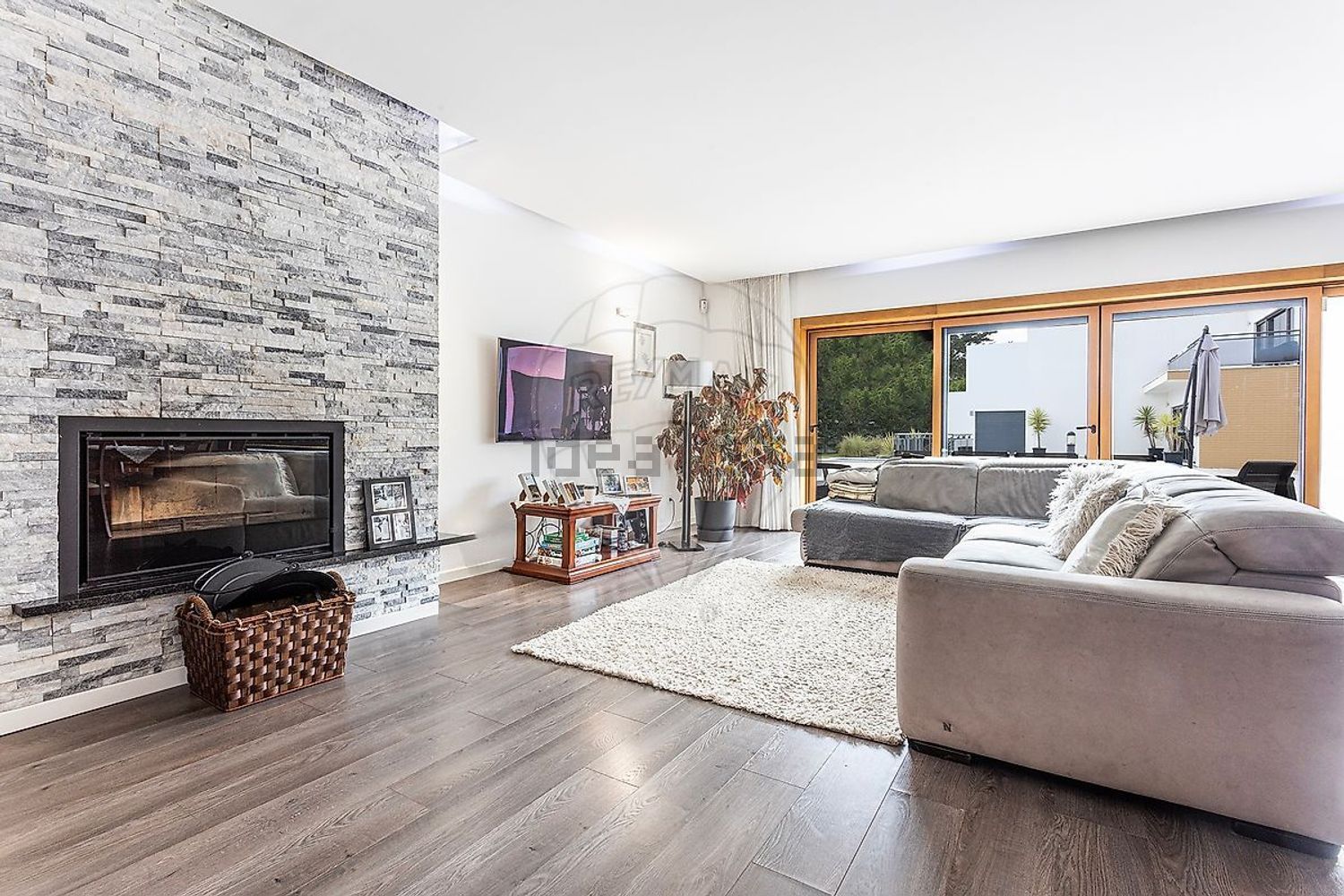 小楼房或独栋别墅出售在Largo do Juncalinho - 客厅