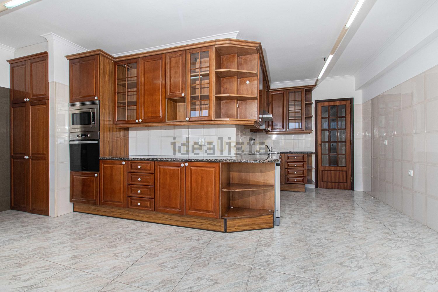 出租公寓 t4在Moscavide e Portela - 厨房