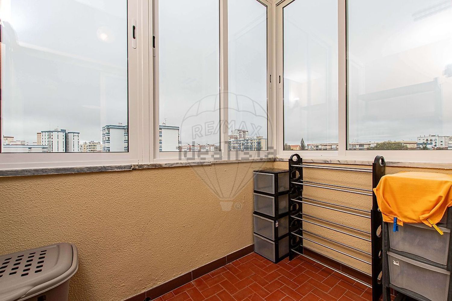 出租公寓 t3在Largo Mouzinho da Silveira - 阳台