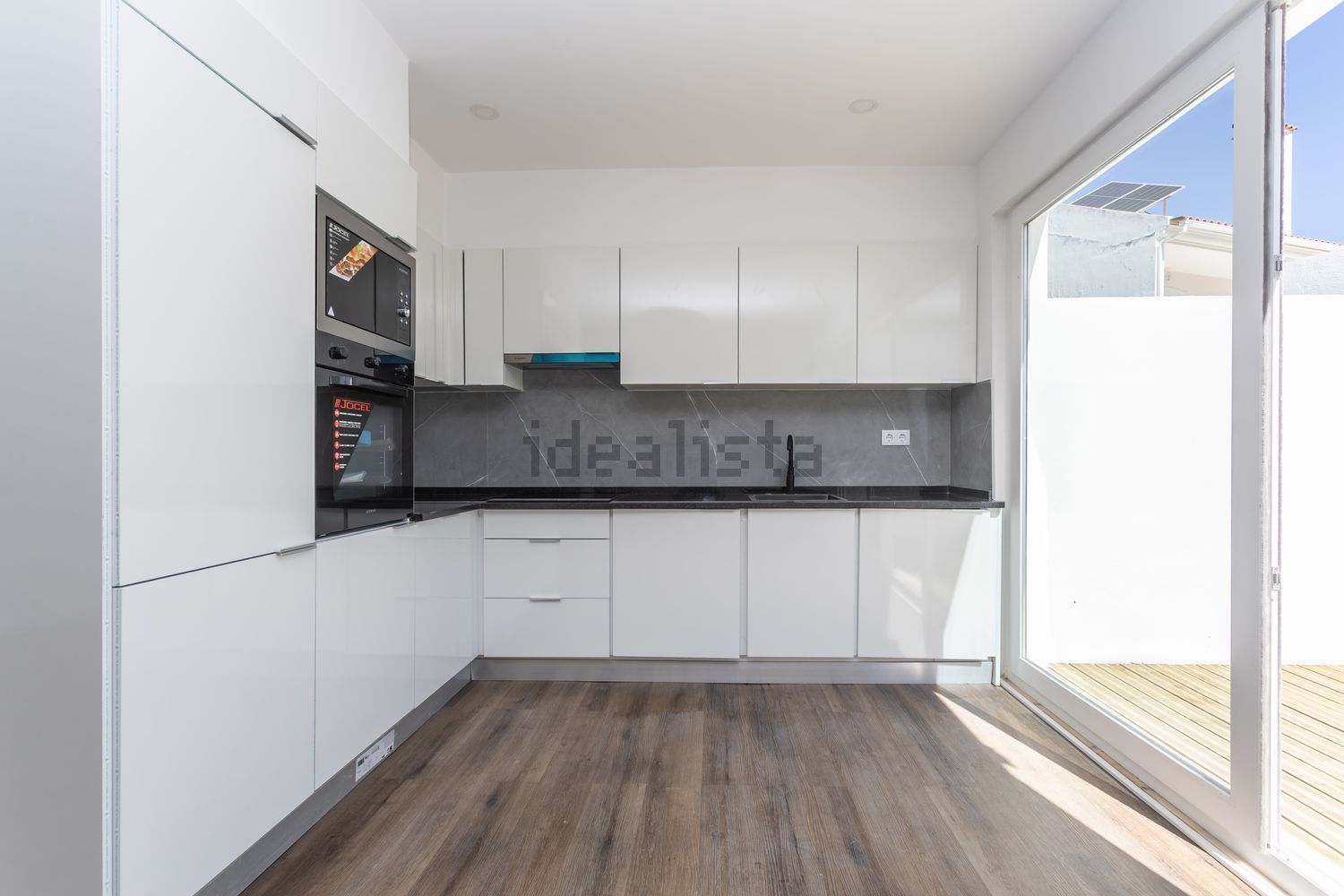 双拼别墅出售在Rua da Independência, 12 - 厨房