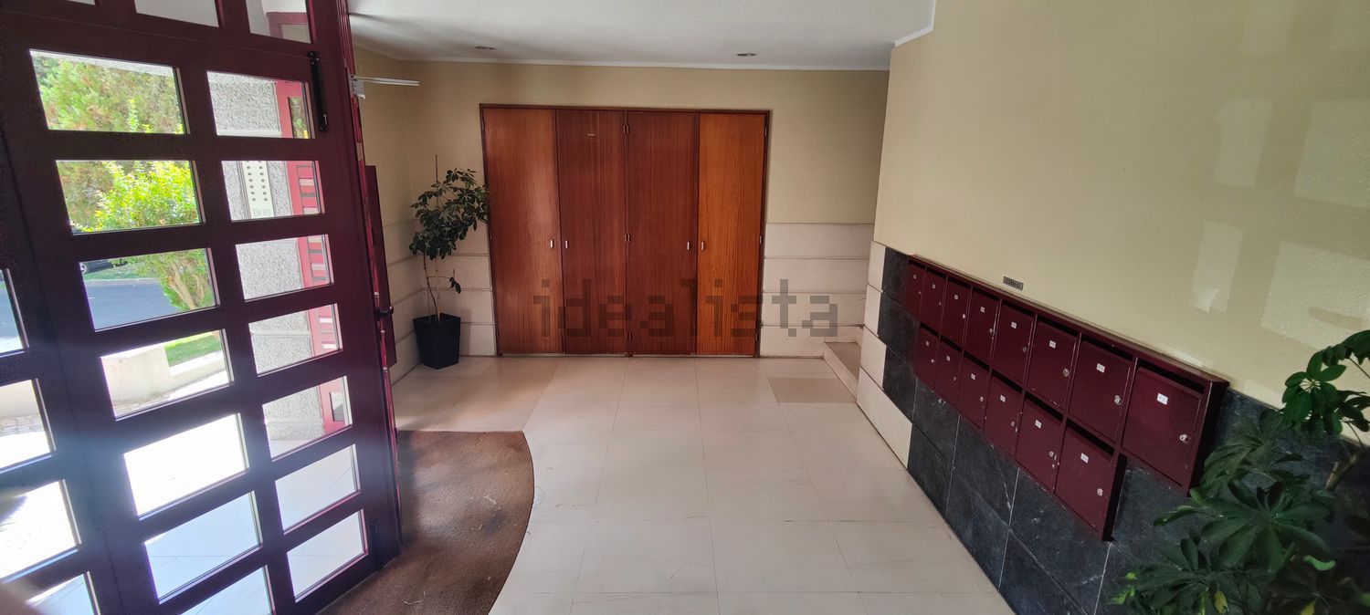 出租公寓 t2在Rua Professor Eduardo Cortesão, 20 - 照片