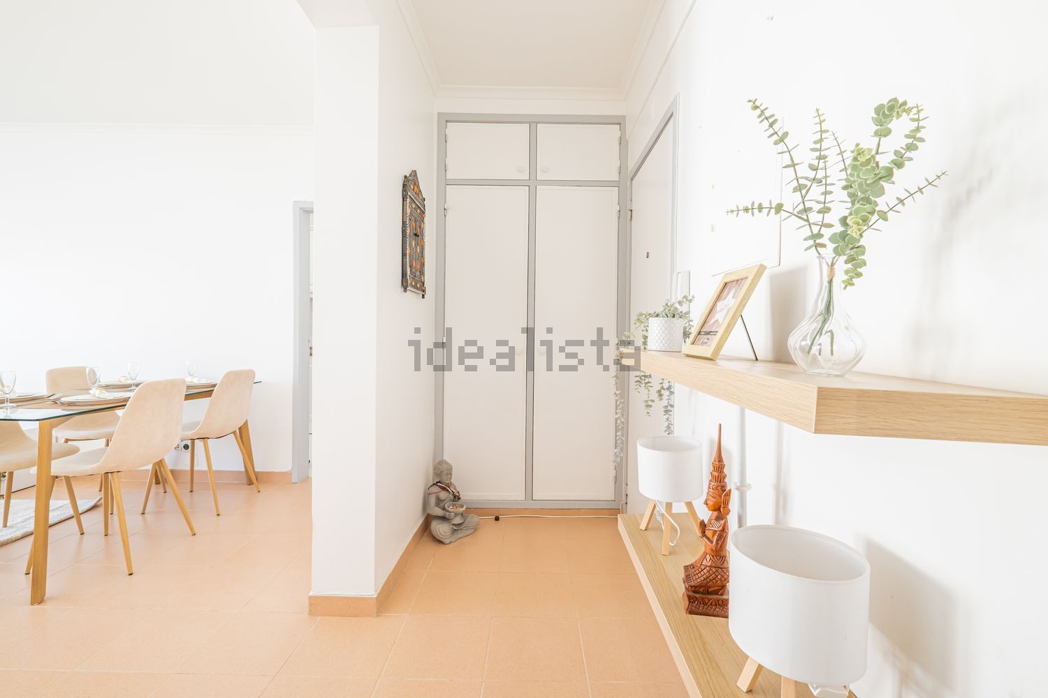 公寓 t2出售在Rua Miguel Esteves Medeiros - 前厅