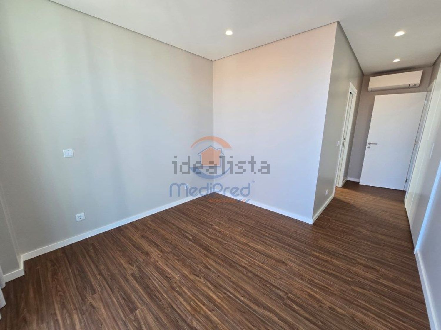 小楼房或独栋别墅出售在Pontinha e Famões - 卧室